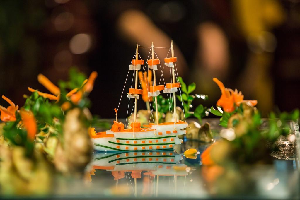 Hotel Dragon Legend Cruise Hạ Long Exterior foto