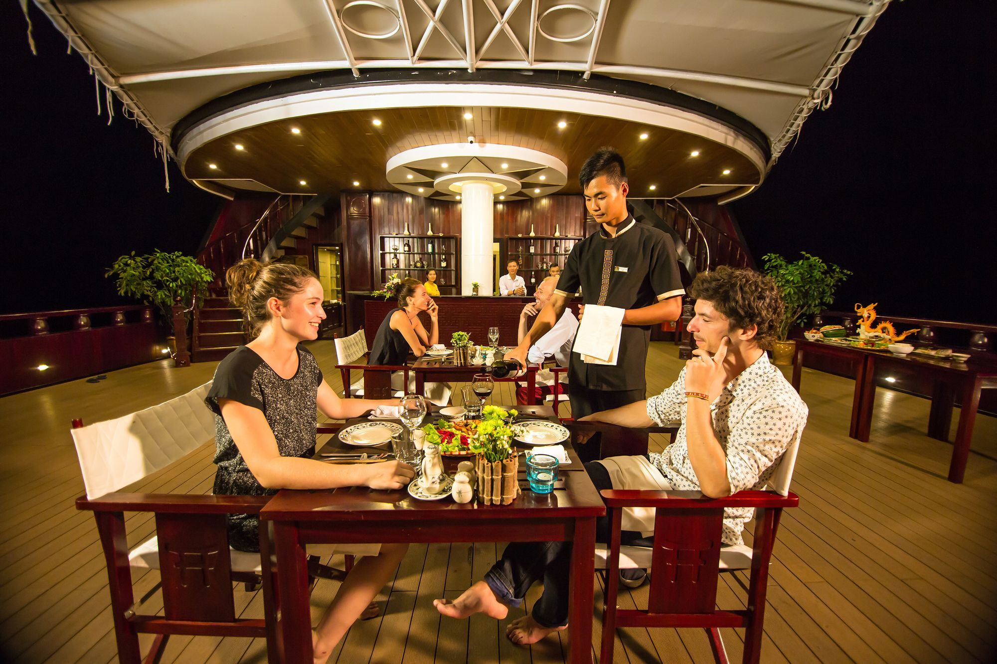 Hotel Dragon Legend Cruise Hạ Long Exterior foto
